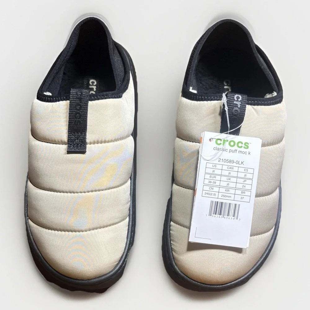 Crocs Classic Puff Moc Slipper Kids Size 6